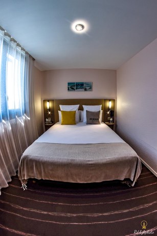 Imagen de la habitación del Hotel Du Parc, PERROS GUIREC. Foto 4