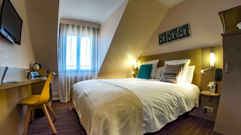 Imagen de la habitación del Hotel Du Parc, PERROS GUIREC. Foto 7