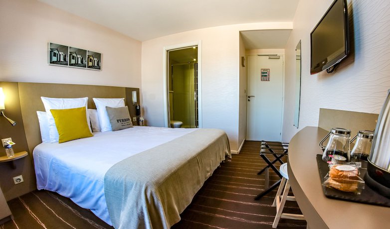 Imagen de la habitación del Hotel Du Parc, PERROS GUIREC. Foto 12