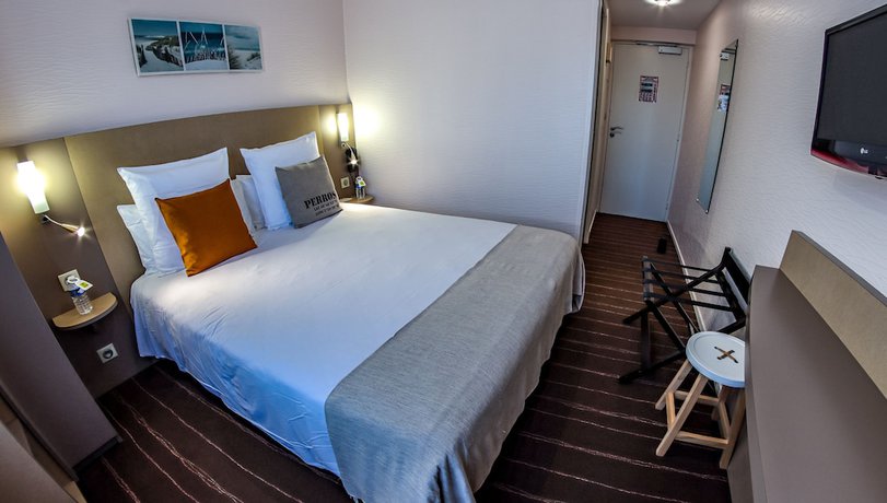 Imagen de la habitación del Hotel Du Parc, PERROS GUIREC. Foto 14