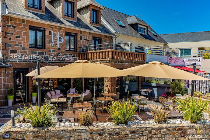 Imagen general del Hotel Du Parc, PERROS GUIREC. Foto 1