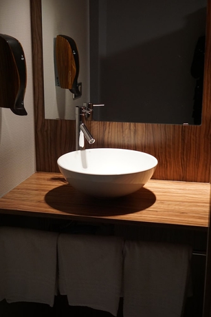 Imagen de la habitación del Hotel Du Parc Pirates. Foto 9