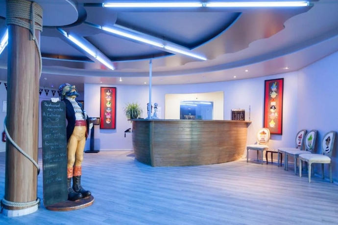 Imagen de los interiores del Hotel Du Parc Pirates. Foto 17