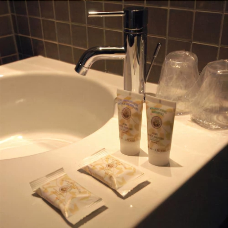 Imagen de la habitación del Hotel Du Parc Saint Charles. Foto 11