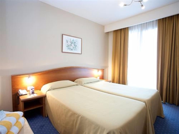 Imagen de la habitación del Hotel Du Parc, Sirmione. Foto 15