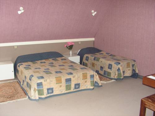 Imagen de la habitación del Hotel Du Parc, Thonac. Foto 4