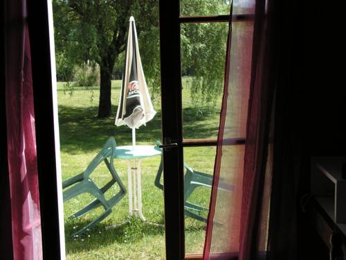 Imagen de la habitación del Hotel Du Parc, Thonac. Foto 7