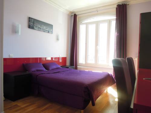 Imagen de la habitación del Hotel Du Parc, VITRY SUR SEINE. Foto 6