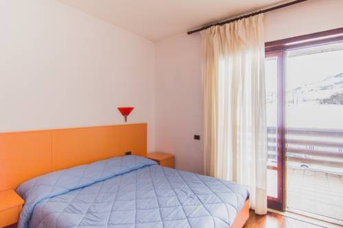 Imagen de la habitación del Hotel Du Park. Foto 4