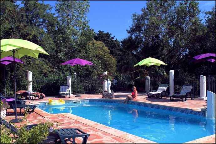 Imagen de la piscina del Hotel Du Patriarche. Foto 17