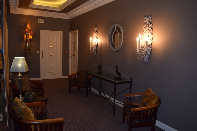 Imagen de los interiores del Hotel Du Petit Palais. Foto 18