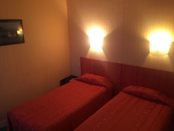 Imagen de la habitación del Hotel Du Phare. Foto 13