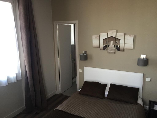 Imagen de la habitación del Hotel Du Phare. Foto 16