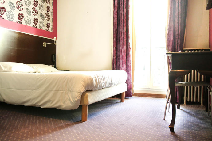 Imagen de la habitación del Hotel Du Pharo. Foto 4