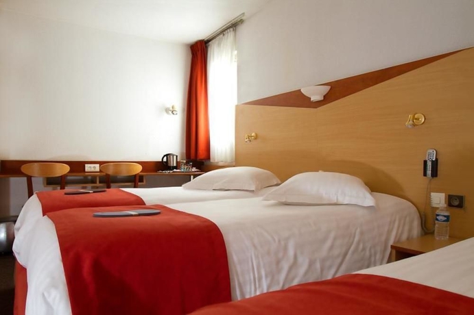 Imagen de la habitación del Hotel Du Pin Nice Port. Foto 5