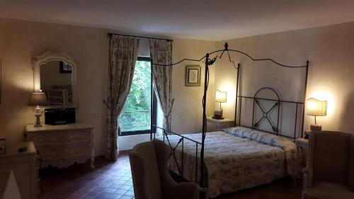 Imagen general del Hotel Du Po&egrave;te, Fontaine-de-Vaucluse. Foto 2