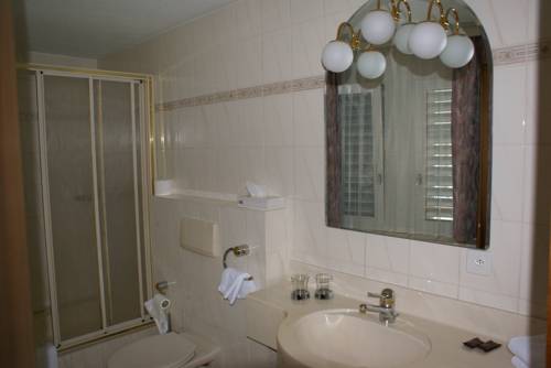Imagen de la habitación del Hotel Du Pont, Alpes Suizos. Foto 7