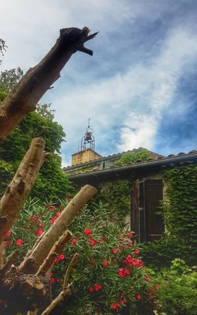 Imagen de los exteriores del Hotel Du Pont Vieux. Foto 14