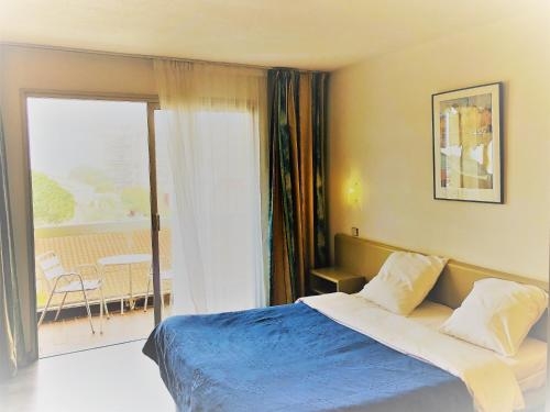 Imagen de la habitación del Hotel Du Port, CANET-EN-ROUSILLON. Foto 8