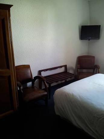Imagen de la habitación del Hotel Du Pot D'etain. Foto 3