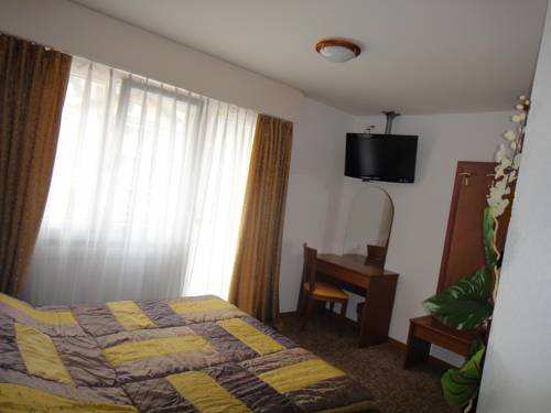 Imagen de la habitación del Hotel Du Quai. Foto 7