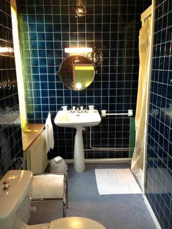 Imagen de la habitación del Hotel Du Rempart. Foto 12