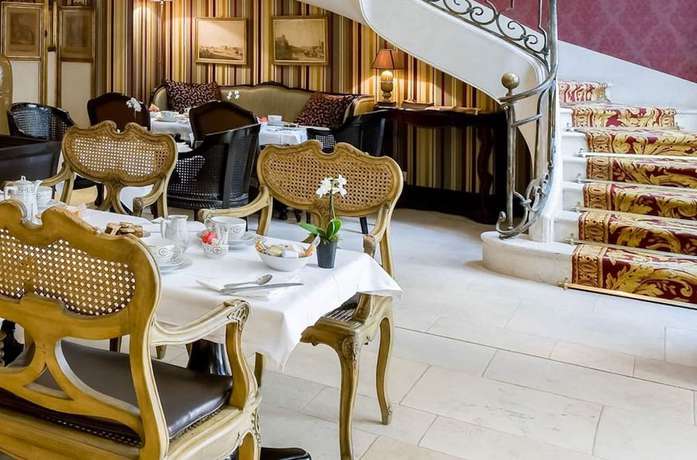 Imagen del bar/restaurante del Hotel Du Romancier. Foto 3