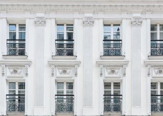 Imagen de los exteriores del Hotel Du Romancier. Foto 7