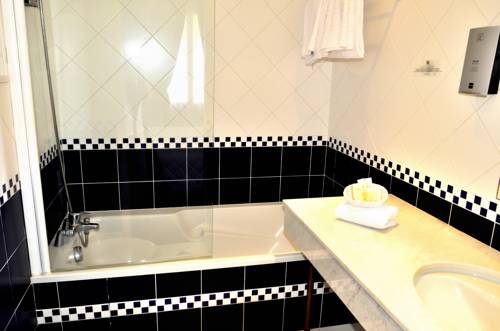 Imagen de la habitación del Hotel Du Sauvage. Foto 7