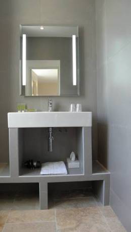 Imagen de la habitación del Hotel Du Soleil Et Spa. Foto 16