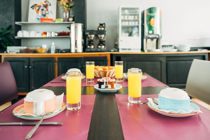 Imagen del bar/restaurante del Hotel Du Soleil Levant. Foto 3