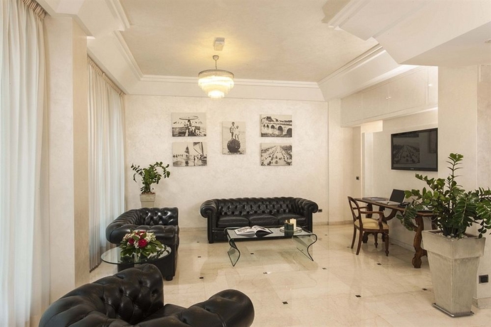 Imagen de los interiores del Hotel Du Soleil, Rimini. Foto 5