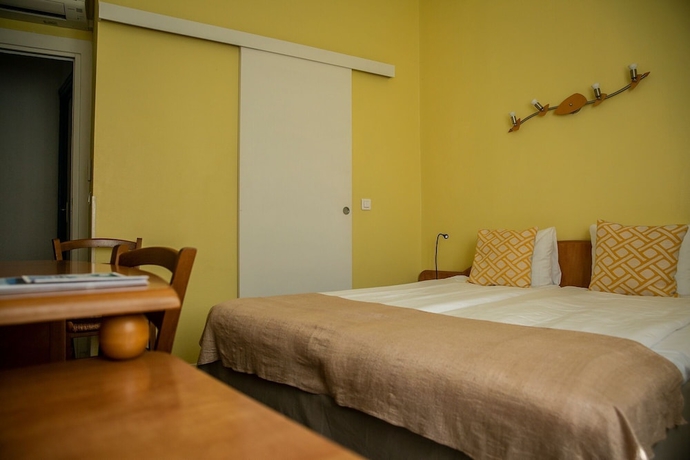 Imagen de la habitación del Hotel Du Soleil, Saint Raphael. Foto 14