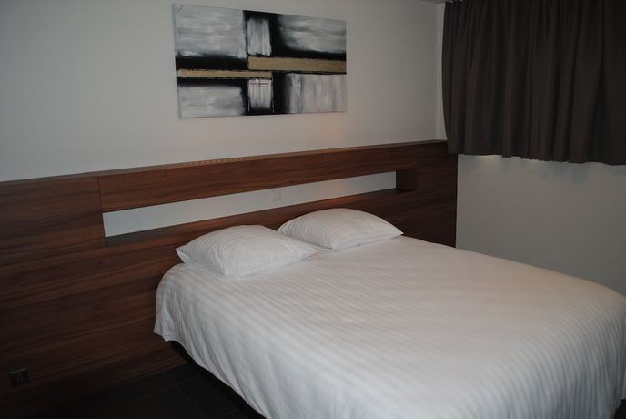 Imagen de la habitación del Hotel Du Soleil, St Leonard. Foto 9