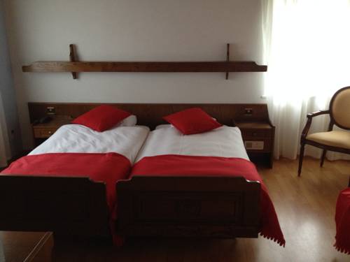 Imagen de la habitación del Hotel Du Stand. Foto 5