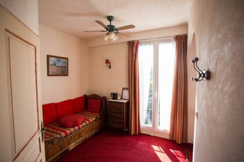 Imagen de la habitación del Hotel Du Terreau. Foto 7