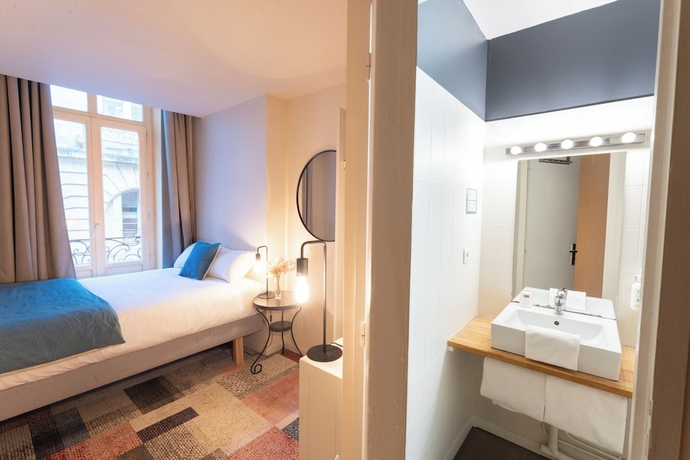 Imagen de la habitación del Hotel Du Th&eacute;&acirc;tre, Burdeos. Foto 3