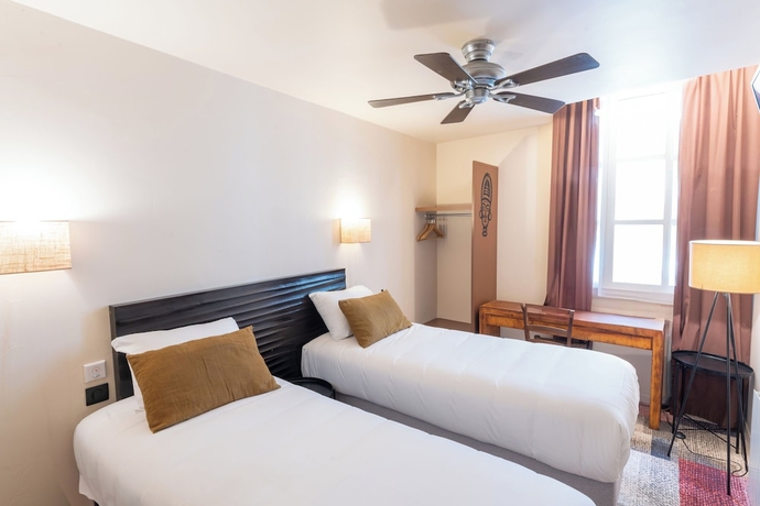 Imagen de la habitación del Hotel Du Th&eacute;&acirc;tre, Burdeos. Foto 5