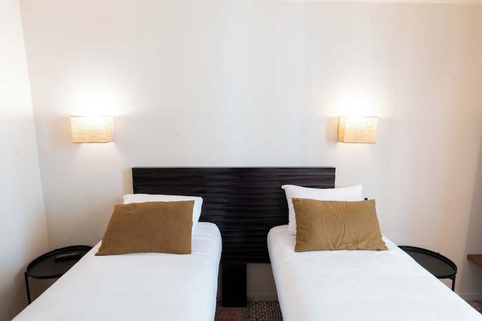 Imagen de la habitación del Hotel Du Th&eacute;&acirc;tre, Burdeos. Foto 6