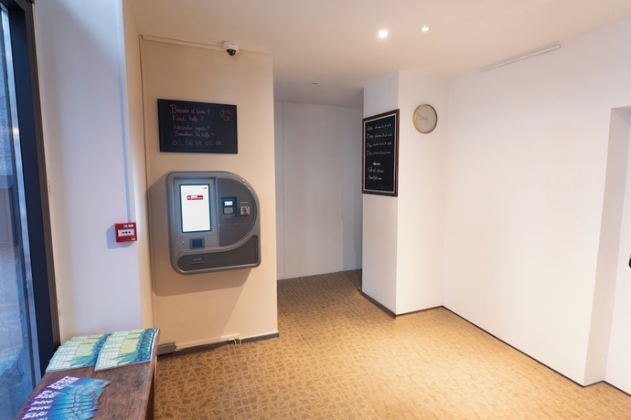 Imagen de los interiores del Hotel Du Th&eacute;&acirc;tre, Burdeos. Foto 12