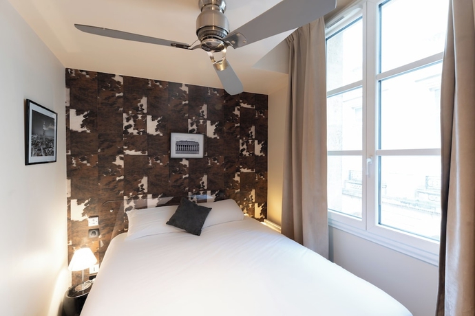 Imagen de la habitación del Hotel Du Th&eacute;&acirc;tre, Burdeos. Foto 9