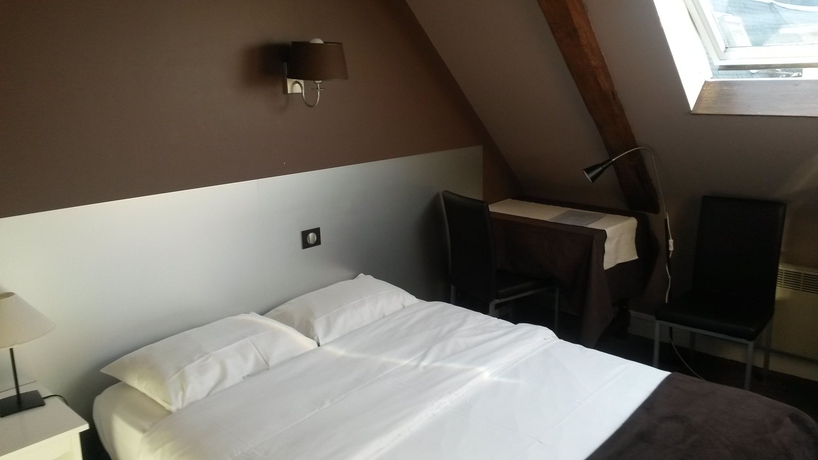 Imagen de la habitación del Hotel Du Th&eacute;&acirc;tre, Tours. Foto 3