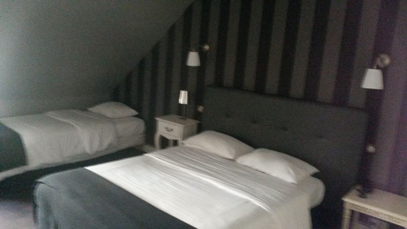 Imagen de la habitación del Hotel Du Th&eacute;&acirc;tre, Tours. Foto 5