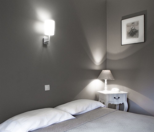 Imagen de la habitación del Hotel Du Th&eacute;&acirc;tre, Tours. Foto 11