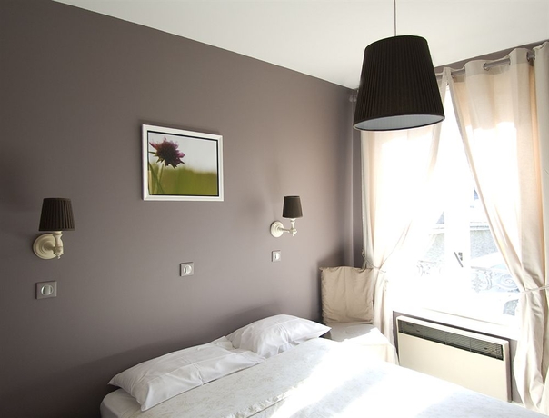 Imagen de la habitación del Hotel Du Th&eacute;&acirc;tre, Tours. Foto 12