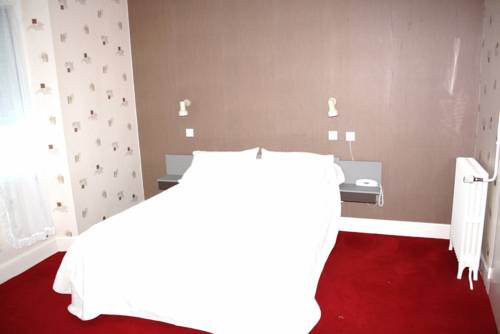 Imagen de la habitación del Hotel Du Touring. Foto 11