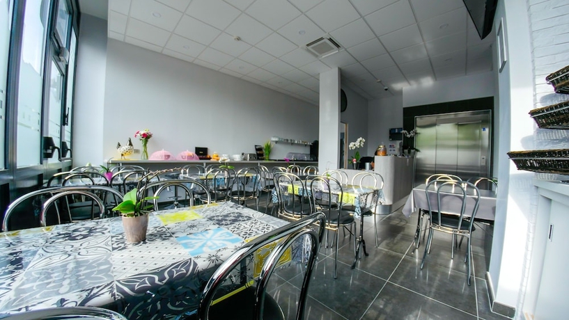 Imagen del bar/restaurante del Hotel Du Tramway. Foto 4