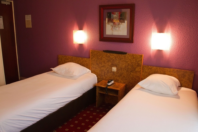 Imagen de la habitación del Hotel Du Trosy Clamart. Foto 10