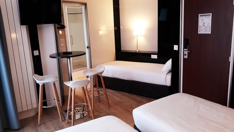 Imagen de la habitación del Hotel Du Trosy Clamart. Foto 14