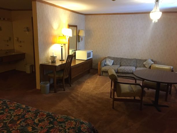 Imagen de la habitación del Hotel Du Wayne Motel. Foto 13